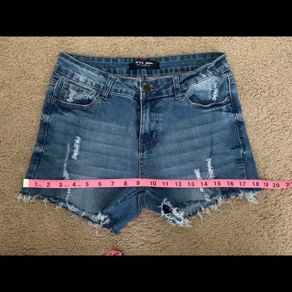Custom Distressed Mid-rise Shorts - Picture 6 of 6